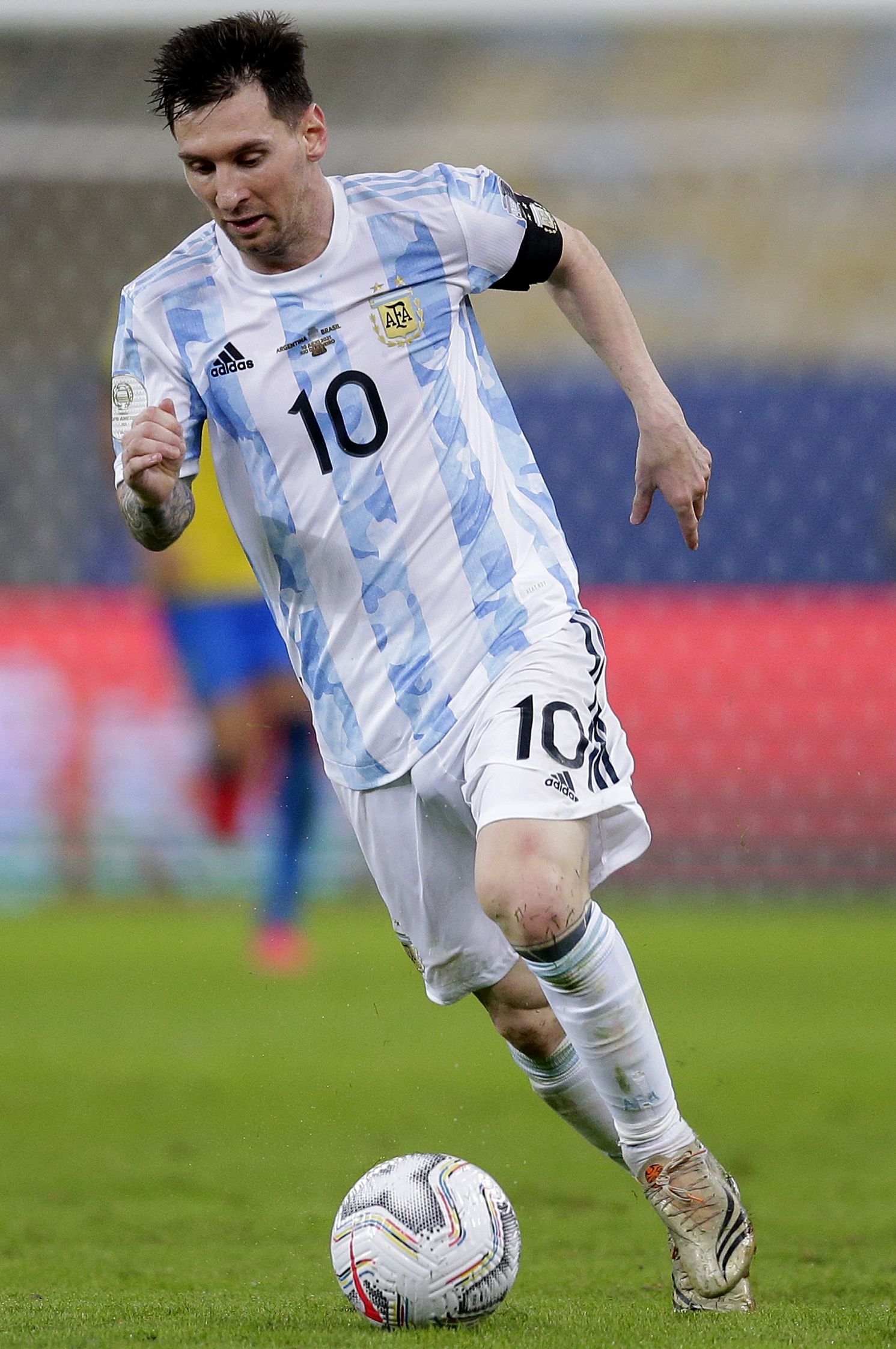 里国家队 里国家队